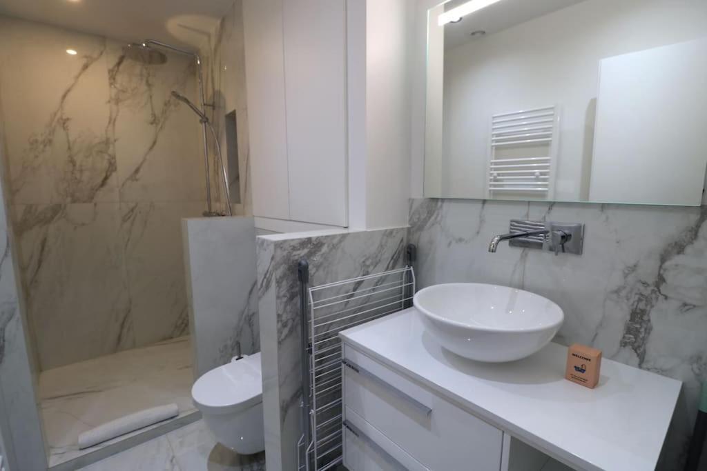 Neuf & Cosy - 2 Chambres - 11E Paris Dış mekan fotoğraf